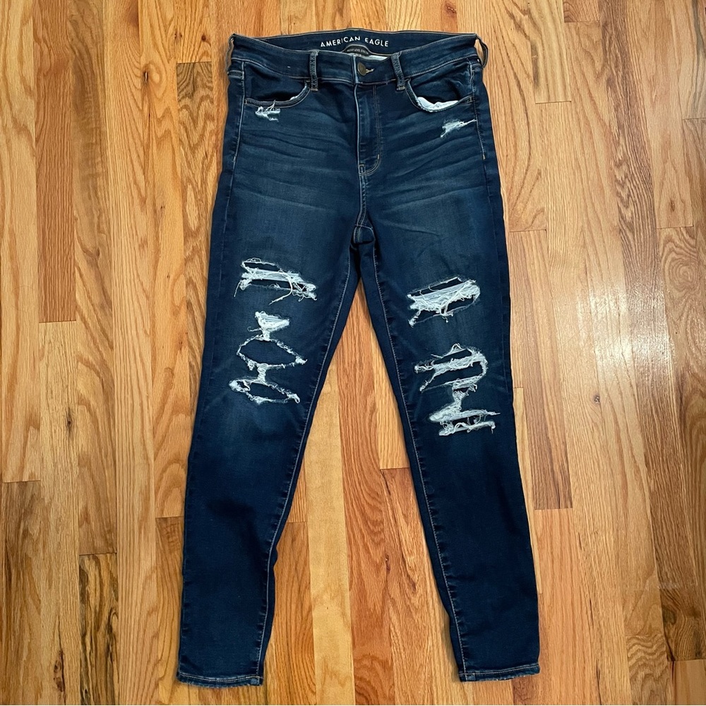 American eagle size 12 distressed skinny jeans